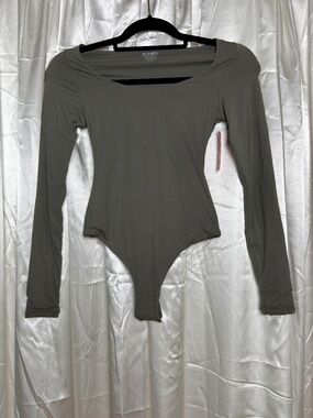 Pumiey Gray Long Sleeve Bodysuit
